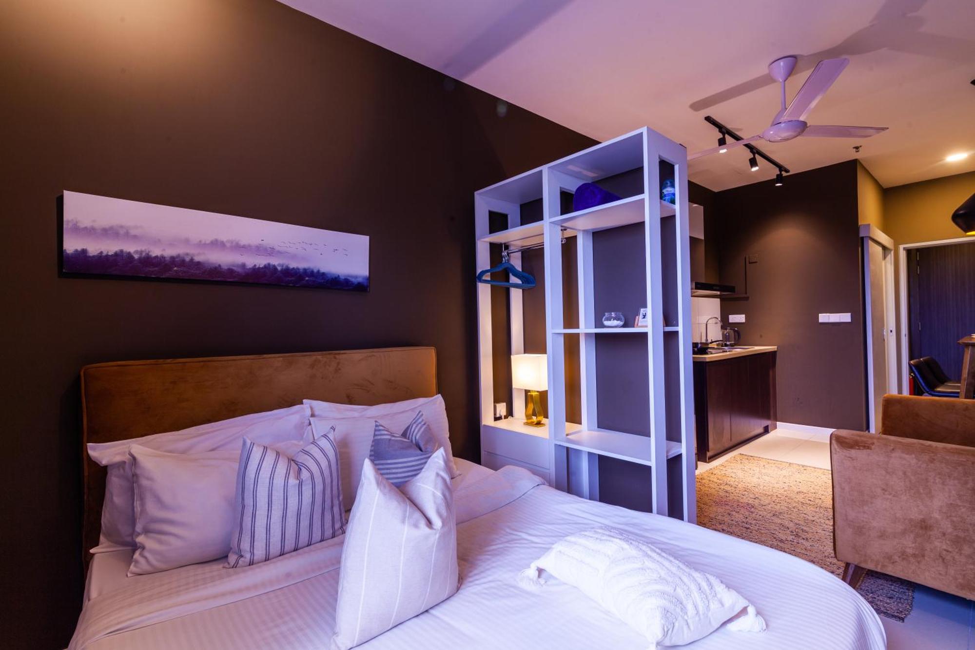 Highpark Suites In Petaling Jaya, Kelana Jaya By Plush Kampong Baharu Sungai Way 객실 사진