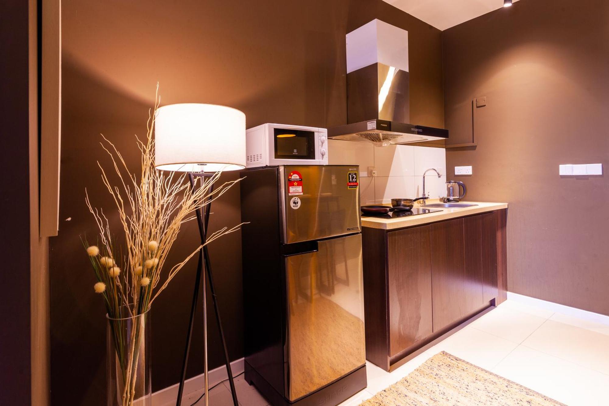 Highpark Suites In Petaling Jaya, Kelana Jaya By Plush Kampong Baharu Sungai Way 객실 사진