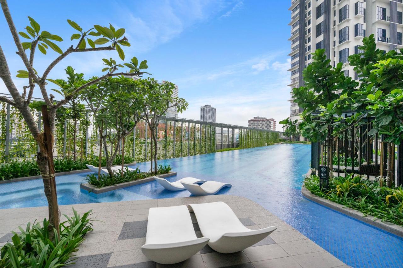 Highpark Suites In Petaling Jaya, Kelana Jaya By Plush Kampong Baharu Sungai Way 외부 사진