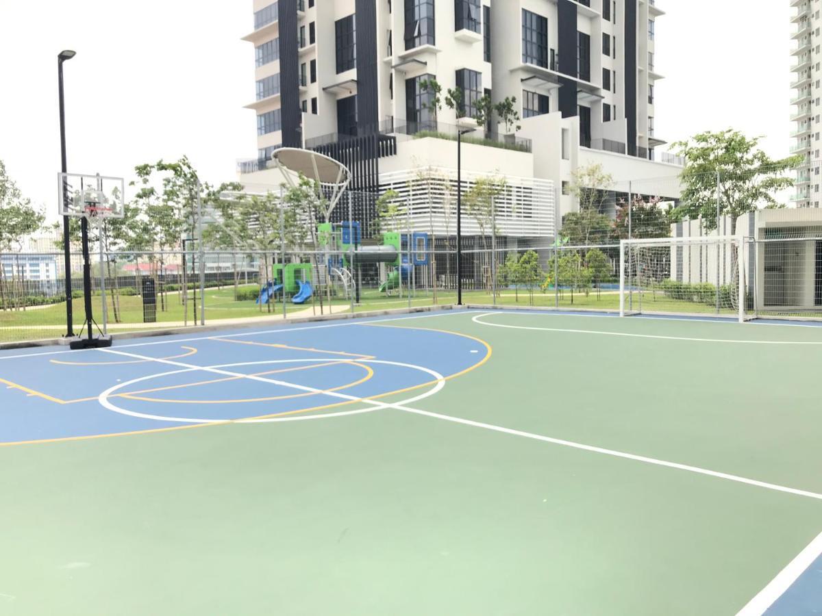 Highpark Suites In Petaling Jaya, Kelana Jaya By Plush Kampong Baharu Sungai Way 외부 사진